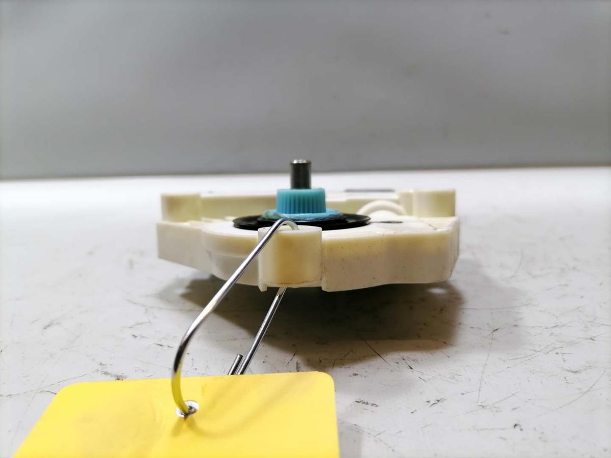 Audi A4 8K B8 original Fensterhebermotor hinten rechts Bj.2010